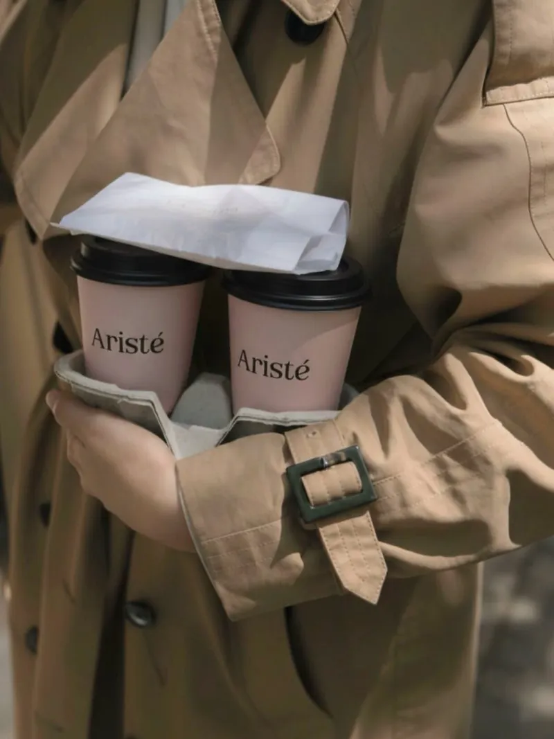 Twee Aristé bekers